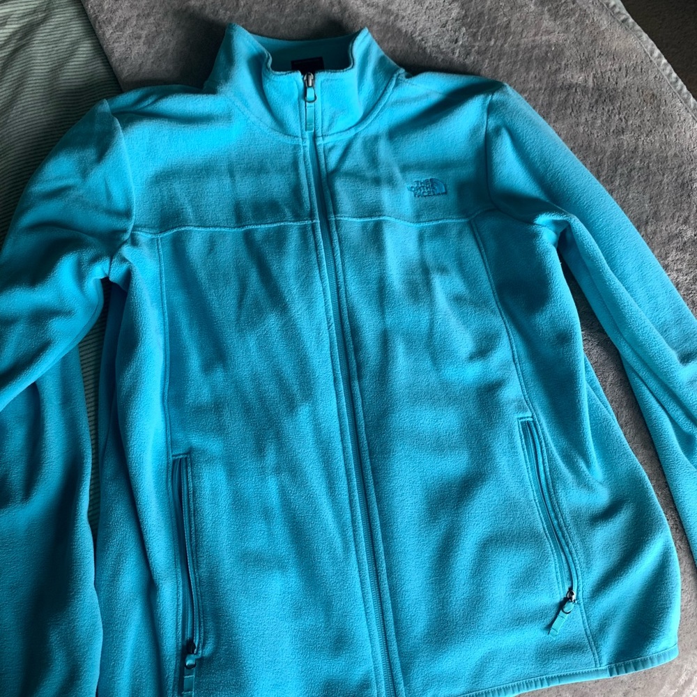 Brand new North Face Fleece Women’s Medium Turquoise